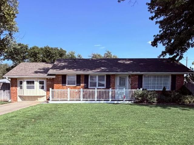 House for sale in Hutchinson, Reno County
