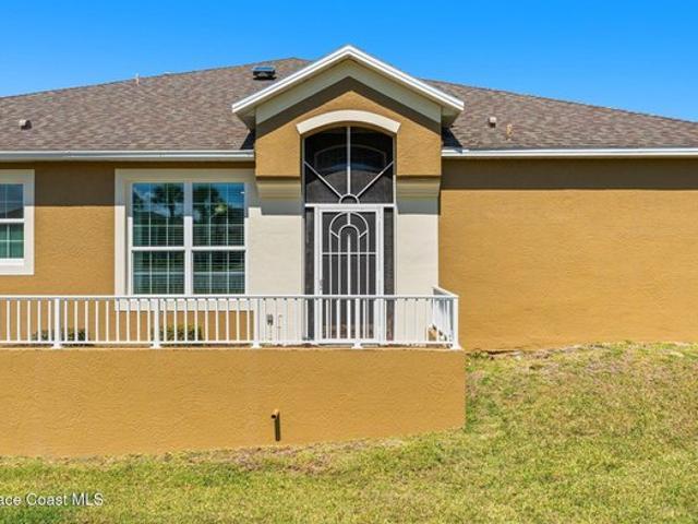 House for sale in Indialantic, Florida