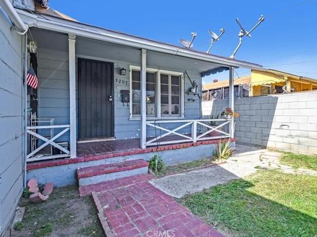 House for sale in Inglewood, California