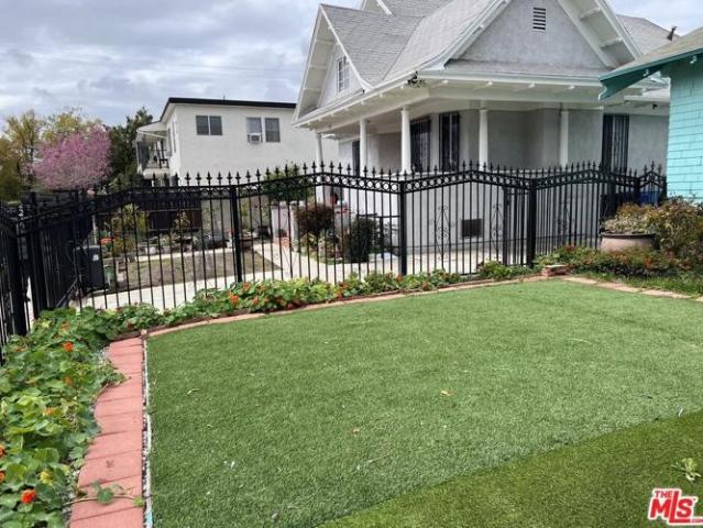 House for sale in Canoga Park, California