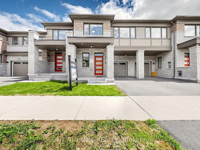 Townhouse for sale in Woburn, Ontario