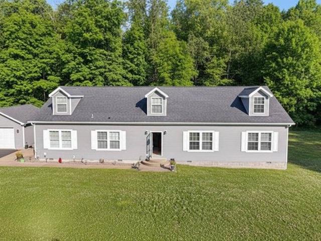 House for sale in Grafton, West Virginia