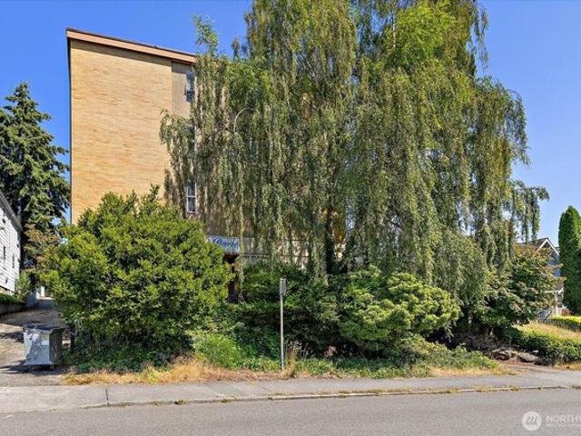 Condo for sale in Everett, Washington