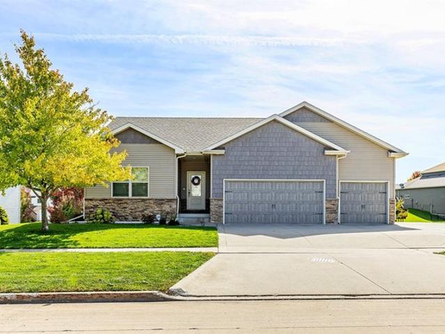 House for sale in Boulder Brook, Ankeny
