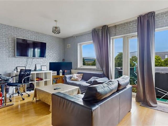 Duplex for sale in Bluebell, North Tipperary