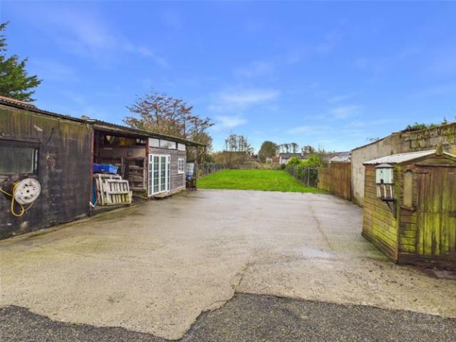 Detached House for sale in Edenderry, North Tipperary