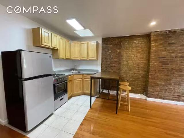 House for rent in Ridgewood