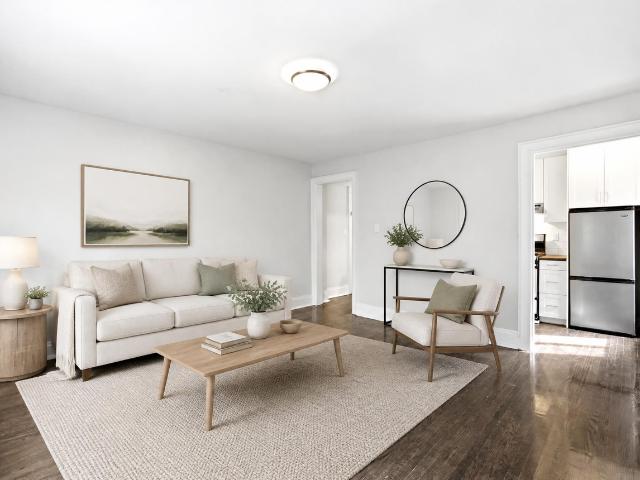Apartment for rent in Toronto, Golden Horseshoe