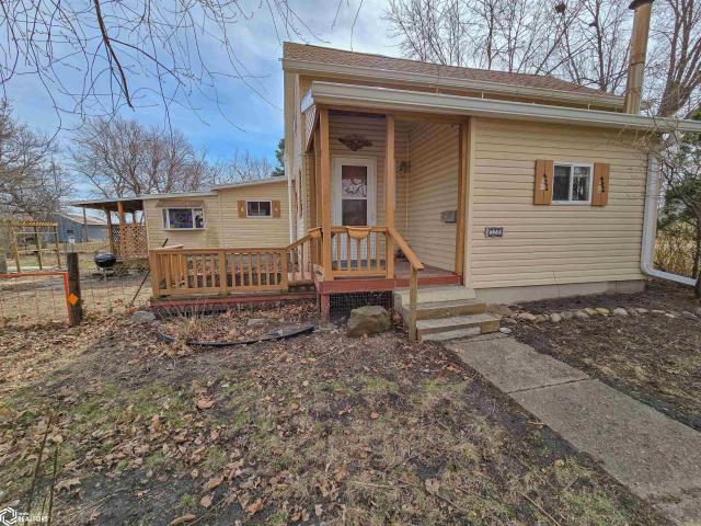 House for sale in Guthrie, Iowa