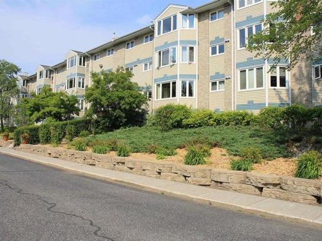 Condo for sale in Thunder Bay, Ontario
