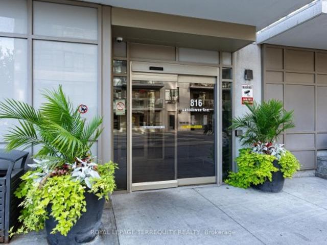 Condo for sale in Woburn, Ontario