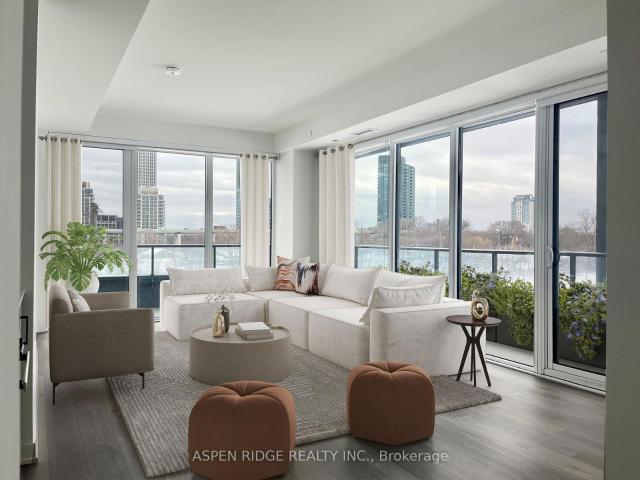 Condo for sale in Toronto, Golden Horseshoe