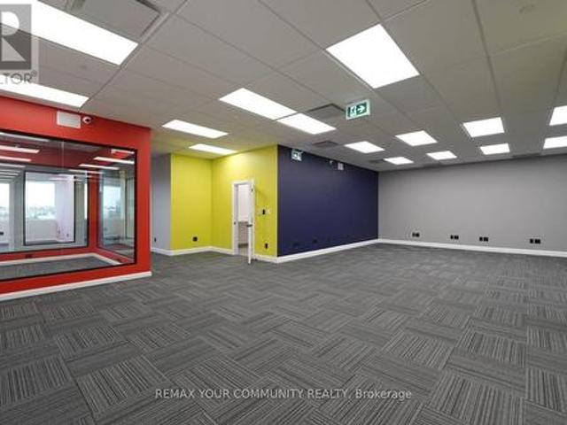 Commercial for sale in Buttonville, Markham