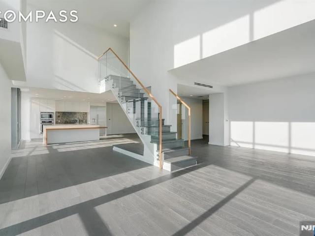 Condo for sale in Cliffside Park, New Jersey