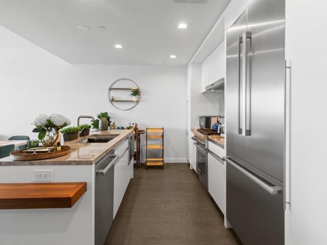 Condo for sale in Cliffside Park, New Jersey