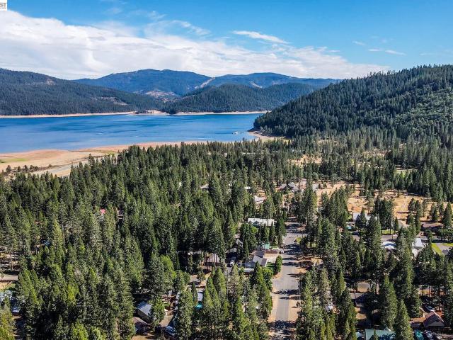 House for sale in Trinity Center, California