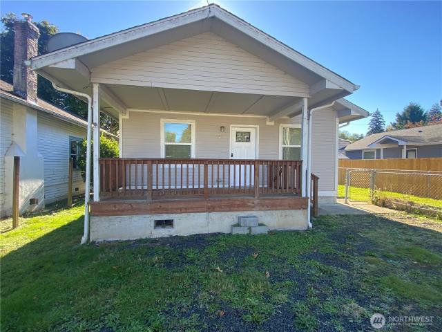 House for sale in South Bend, Washington