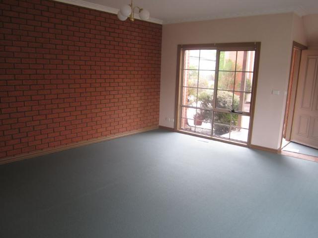 Townhouse for rent in Camerons Creek, Victoria
