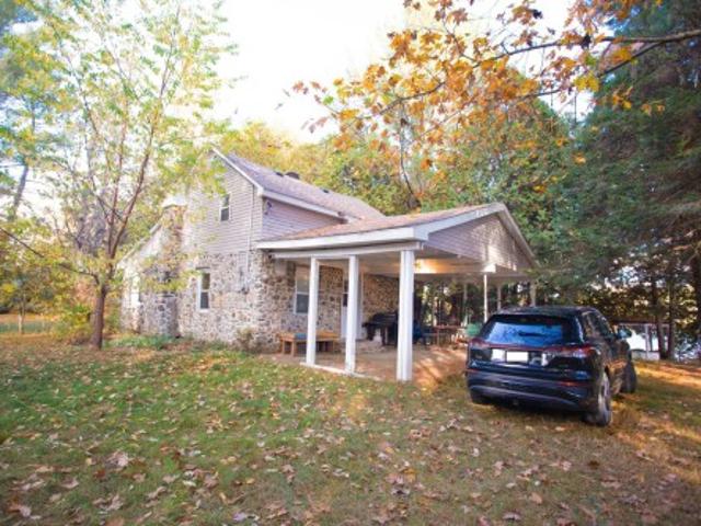 House for rent in Saint-émile-de-suffolk, Quebec