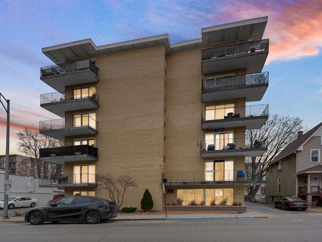 Property for sale in Forest Park, Illinois
