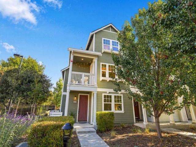 Townhouse for sale in Mountain View, Santa Clara County
