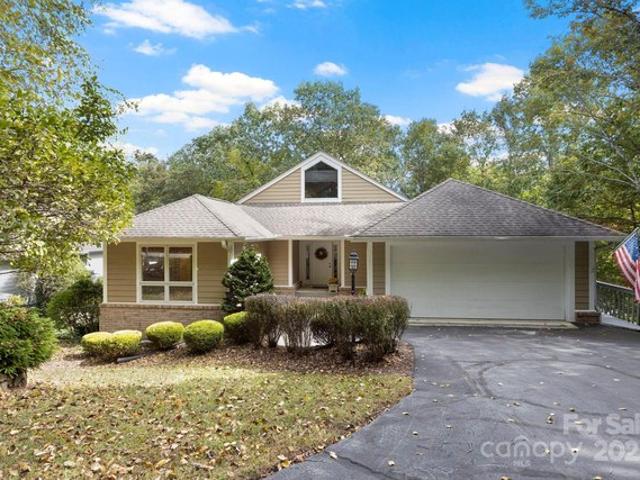 Condo for sale in East Flat Rock, North Carolina