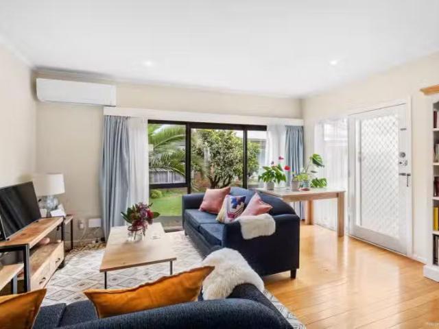 House for sale in Auckland, Oroua County