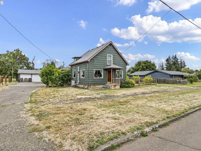 House for sale in Oregonia