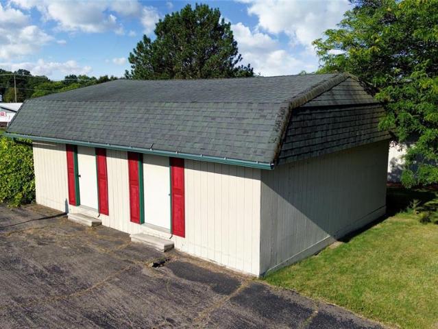 Commercial for sale in Grand Blanc, Michigan
