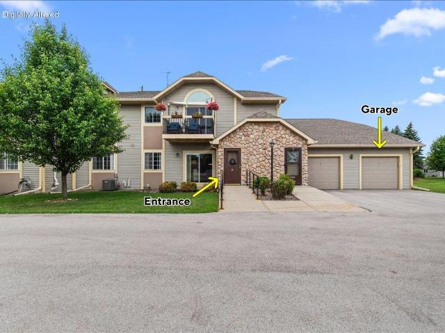 Condo for sale in Slinger, Wisconsin