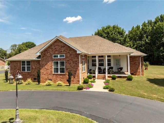 House for sale in Ark