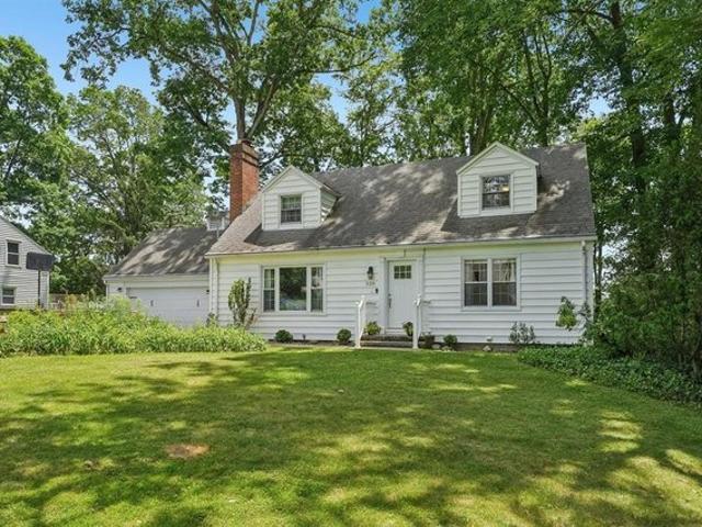 House for sale in New Castle, Pennsylvania