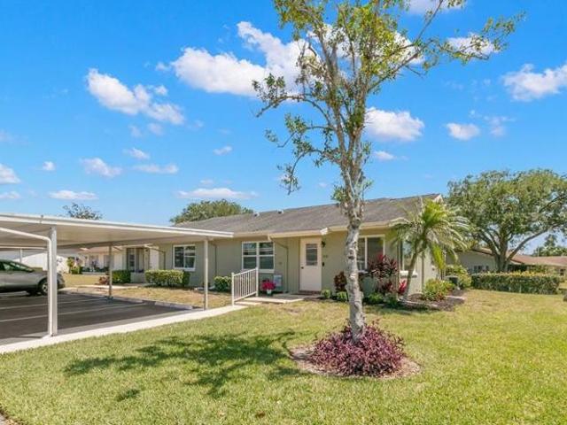 Condo for sale in Ruskin, Florida
