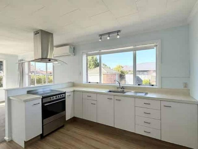 House for rent in Bishopdale, Canterbury