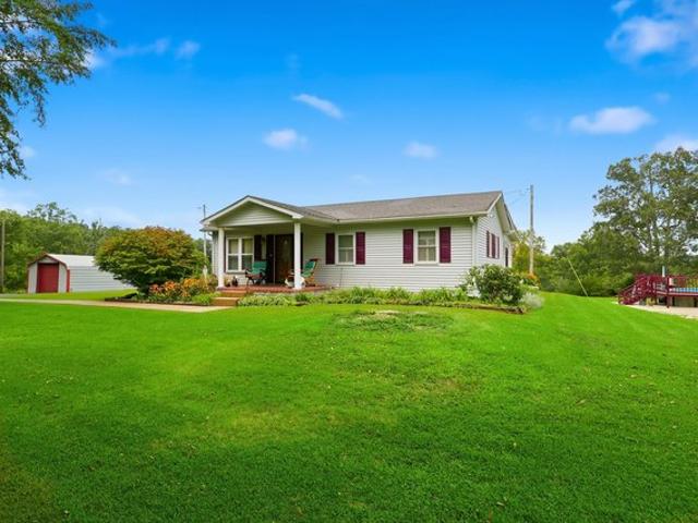 House for sale in Clay City, Powell County