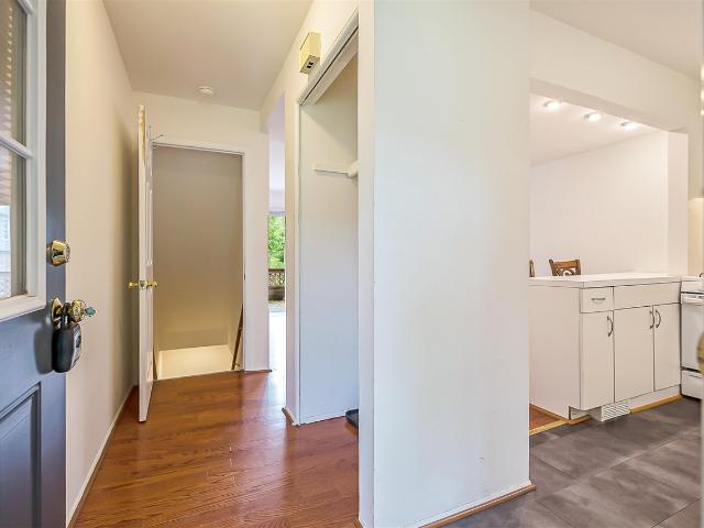 Condo for sale in Maple Village, Saline