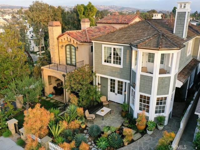 House for sale in Corona Del Mar, California