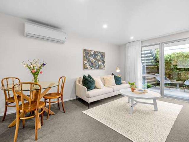 Townhouse for sale in Heathcote, Canterbury