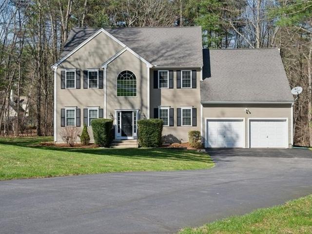 House for sale in Northbridge, Massachusetts