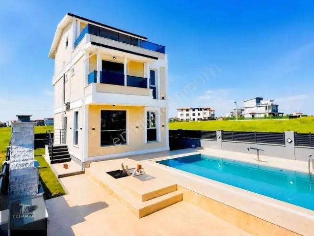 Marmaraereğlisi, Tekirdağ içerisinde satılık Villa