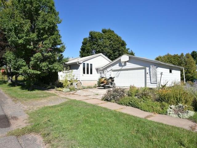 House for sale in Washburn, Bayfield County