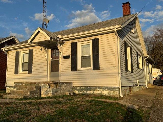 House for sale in Albion, Illinois