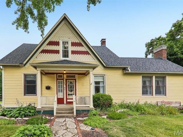 House for sale in Clinton, Illinois