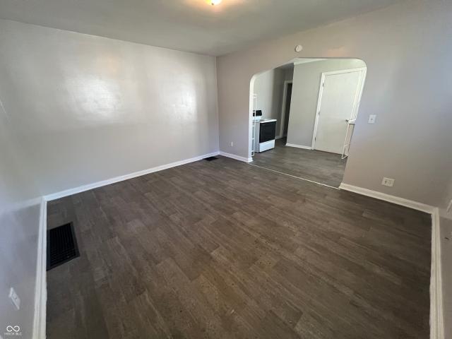 Property for rent in Near Eastside, Camby