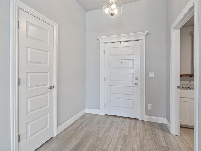 House for sale in Farmington Heights, Farmington