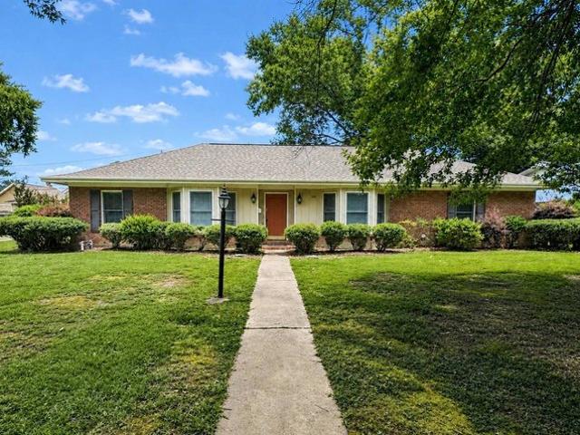 House for sale in Grenada, Mississippi