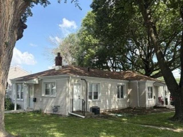 House for sale in Waterloo, Iowa