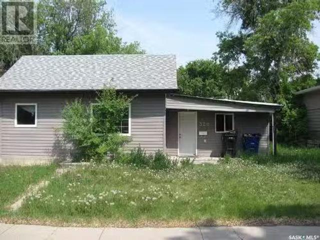 House for sale in Saskatoon, Saskatchewan
