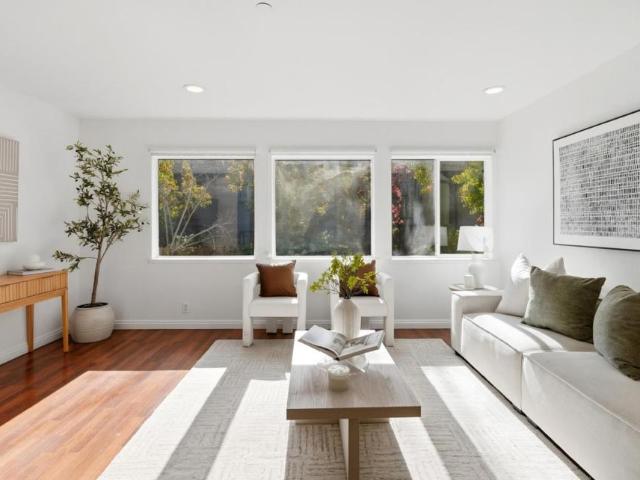 Condo for sale in San Mateo, California
