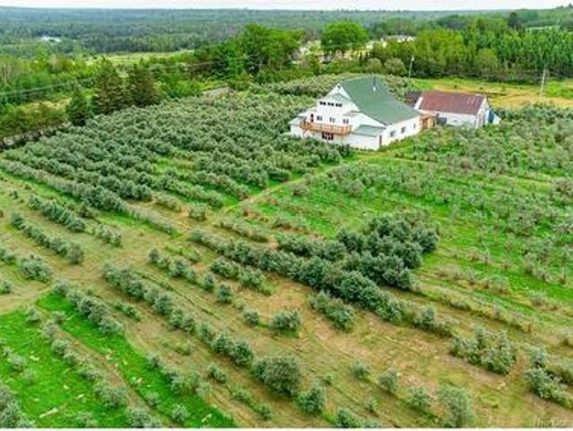 Farm for sale in Coal Creek, New Brunswick